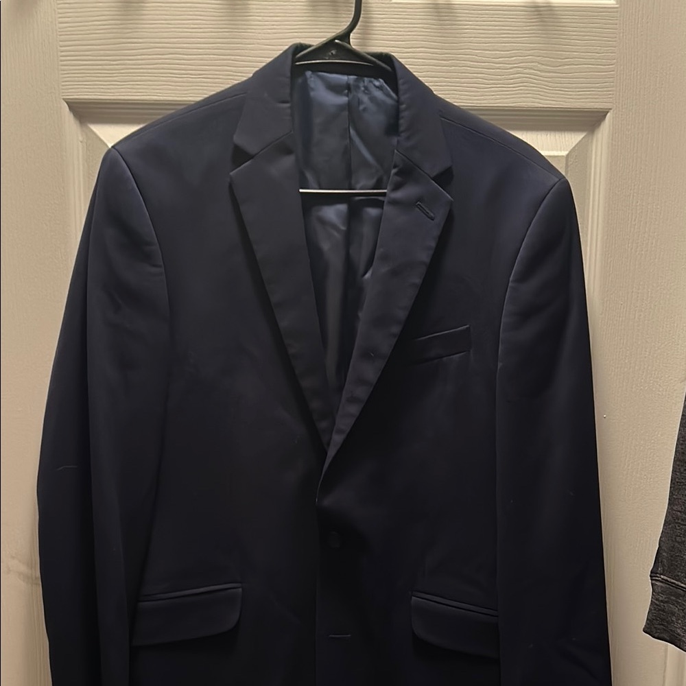 Kenneth Cole Reaction Blue Sport Coat with Notched Lapels